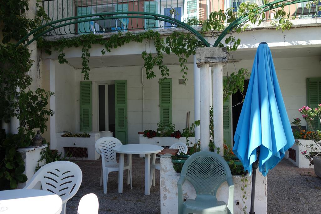 Hotel Le Prejoly Сен-Валье-де-Тье Экстерьер фото