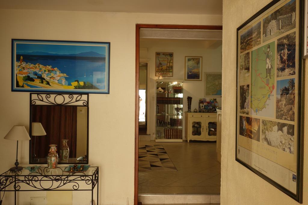 Hotel Le Prejoly Сен-Валье-де-Тье Экстерьер фото